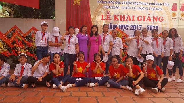 Áo cờ đỏ sao vàng trường THCS Lê Hồng Phong - Hình 2