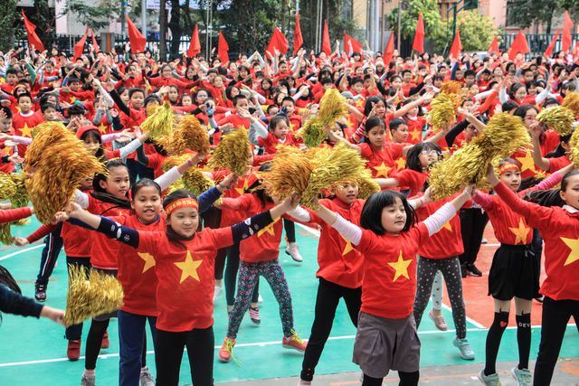 Áo cờ đỏ sao vàng trường tiểu học Đằng Hải - Hình 2