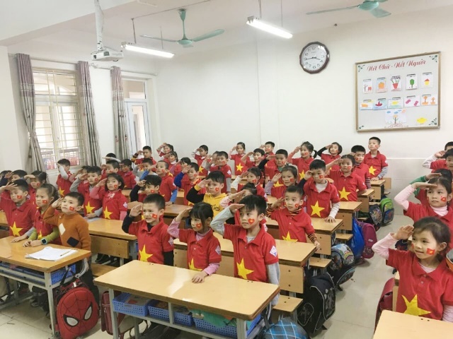 Áo cờ đỏ sao vàng Trường Tiểu Học Khánh Hà - Hình 2