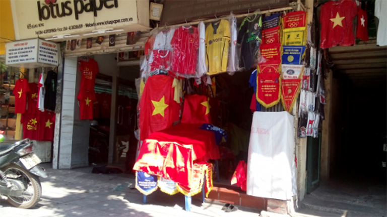  Các cửa hàng bán áo cờ Việt Nam ngày tết