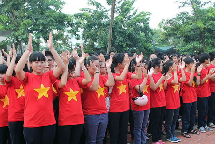 Áo cờ Việt Nam đẹp trong sự kiện