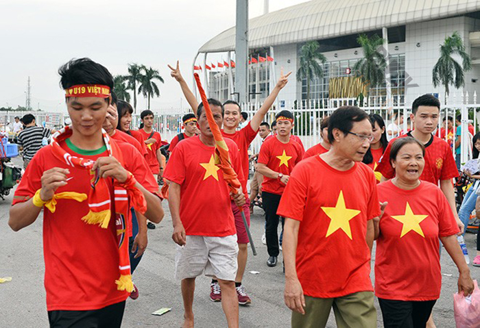 Cung cấp áo cờ Việt Nam số lượng lớn
