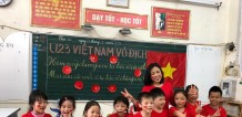 Áo cờ đỏ sao vàng trường tiểu học Đinh Tiên Hoàng