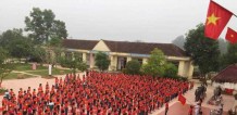 Áo cờ đỏ sao vàng trường tiểu học Minh Sơn