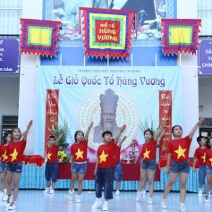 Áo cờ đỏ sao vàng Trường Tiểu học Nguyễn Thị Định