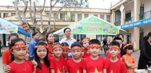 Áo cờ đỏ sao vàng trường tiểu học thị trấn Hương Khê