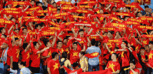 Bán áo lá cờ Việt Nam trở thành một cơn sốt?