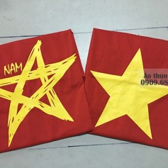Ưu và nhược điểm của hình thức in lụa trên áo thun lá cờ Việt Nam